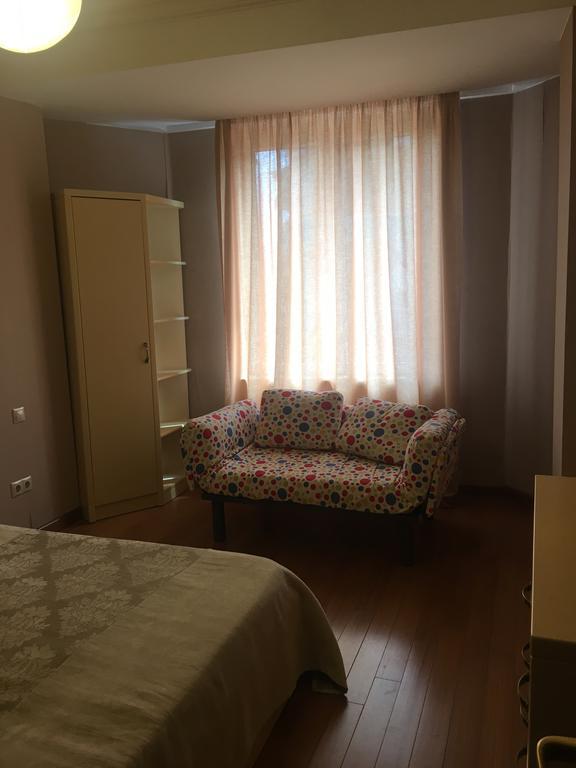 Apartment Sea Avenue Batumi Exterior photo